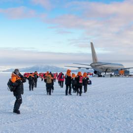 People departing on Boeing 757