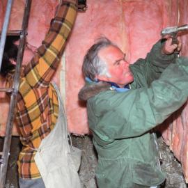 G Lewis, Bob Dunnachie finishing Vanda meat hole