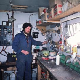 Vanda Station workshop