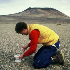 Rob at static particle trap