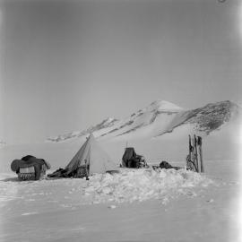 Massam-Negatives_120mm_038