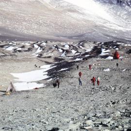 Vanda Site, pre-station