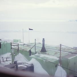 Blizzard aftermath, Scott Base