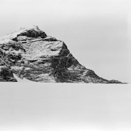 Heine_114-On-the-Ground_005