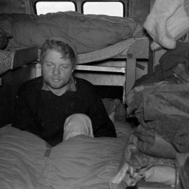 Heine_114-On-the-Ground_011