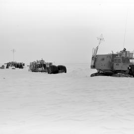 Heine_114-On-the-Ground_032