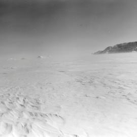 Heine_114-On-the-Ground_038