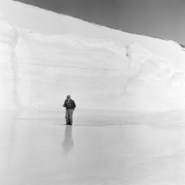 Heine_McMurdo-Ice-Shelf-1967_028