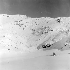 Heine_Box-2_No-Envelope_005