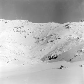 Heine_Box-2_No-Envelope_006