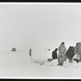 Ice-Runway-Prints_013