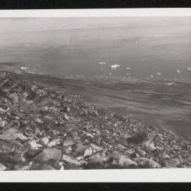 Prints-Around-Scott-Base_007