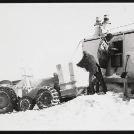 Prints-Around-Scott-Base_032