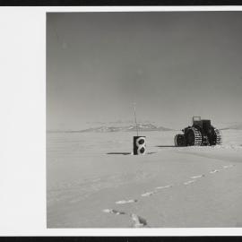 Prints-McMurdo-Ice-Shelf-Work_006