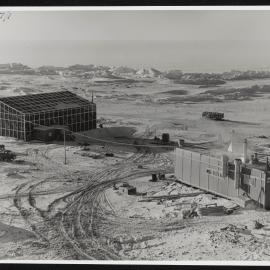 Scott-Base-Pressure-Ridge-60s_028