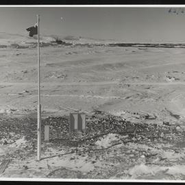 Scott-Base-Pressure-Ridge-60s_043