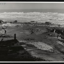 Scott-Base-Pressure-Ridge-60s_064