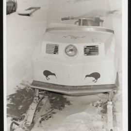 Scott-Base-Vehicles_010