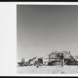 Scott-Base-Vehicles_015