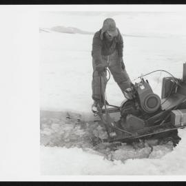 Scott-Base-Vehicles_042