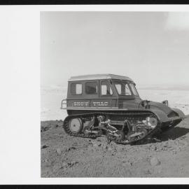 Scott-Base-Vehicles_066