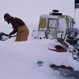 Snowtrac & sledge 