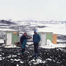 TVNZ Duo at the Cape Crozier hut 